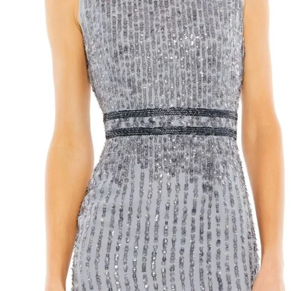 Mac Duggal - NWT- SLEEVELESS HIGH NECK BEADED MIDI SHEATH DRESS - size 8 - Picture 3 of 4